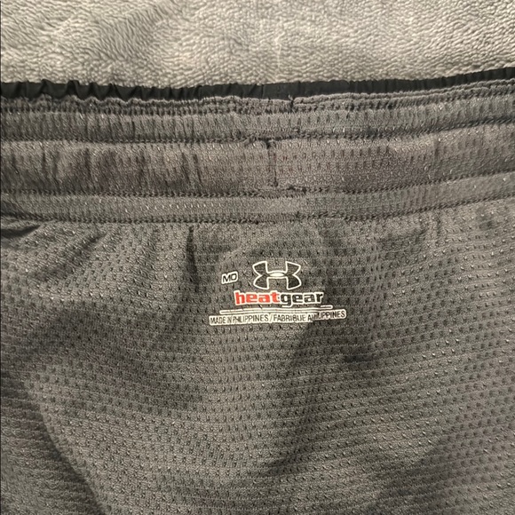 Under Armour Black and Red Running Shorts - Picture 3 of 7